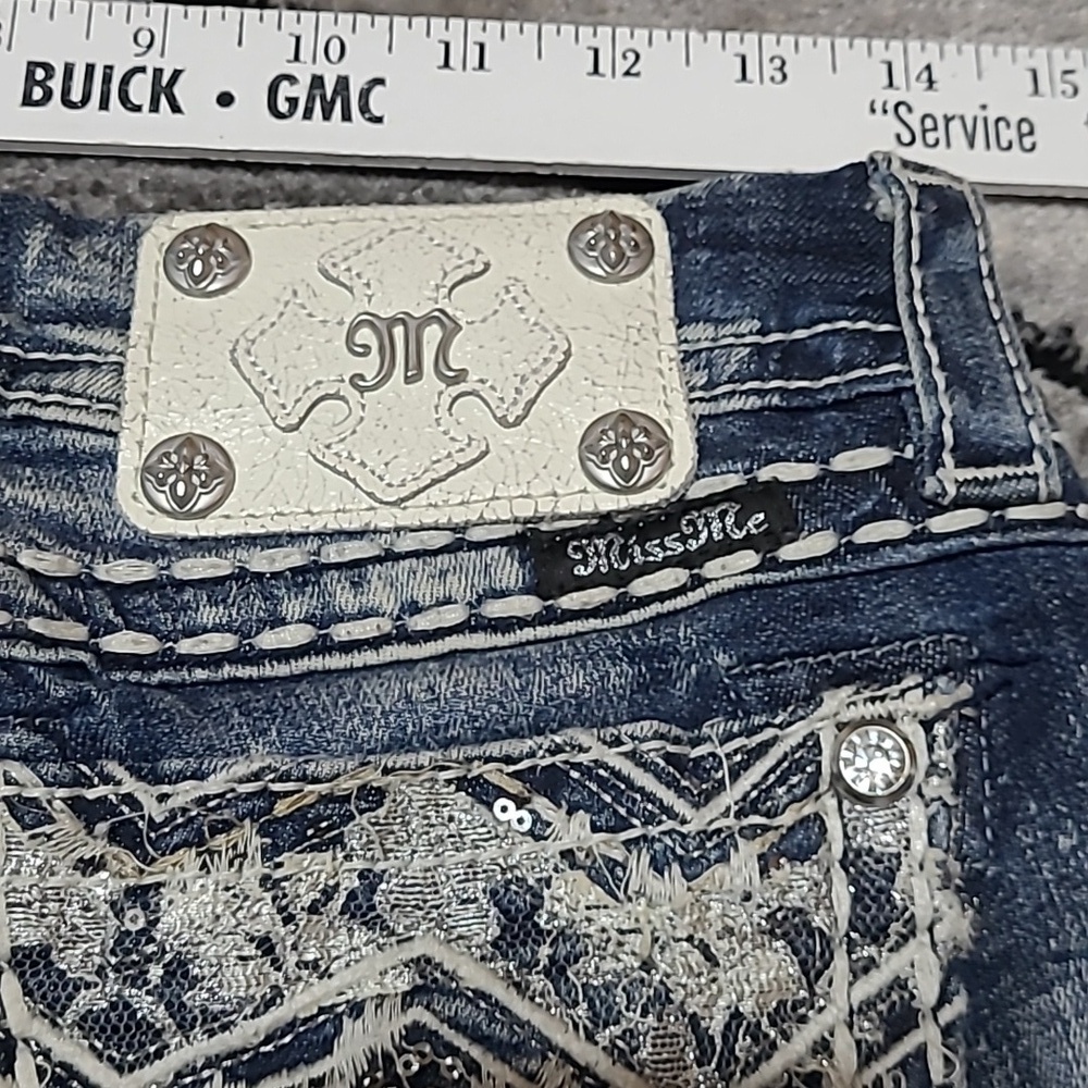 MISS ME SIGNATURE RHINESTONES SEQUINS LACE EMBROIDERED DENIM JEAN SHORTS - Picture 7 of 14